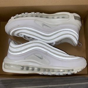 Women air max 97- size 7